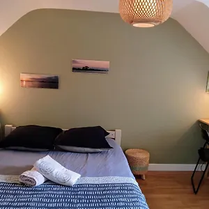 L Ideal 10 Mn Vannes Linge De Lit, Serviettes Inclus Wifi Parking Gratuit , Noyalo France